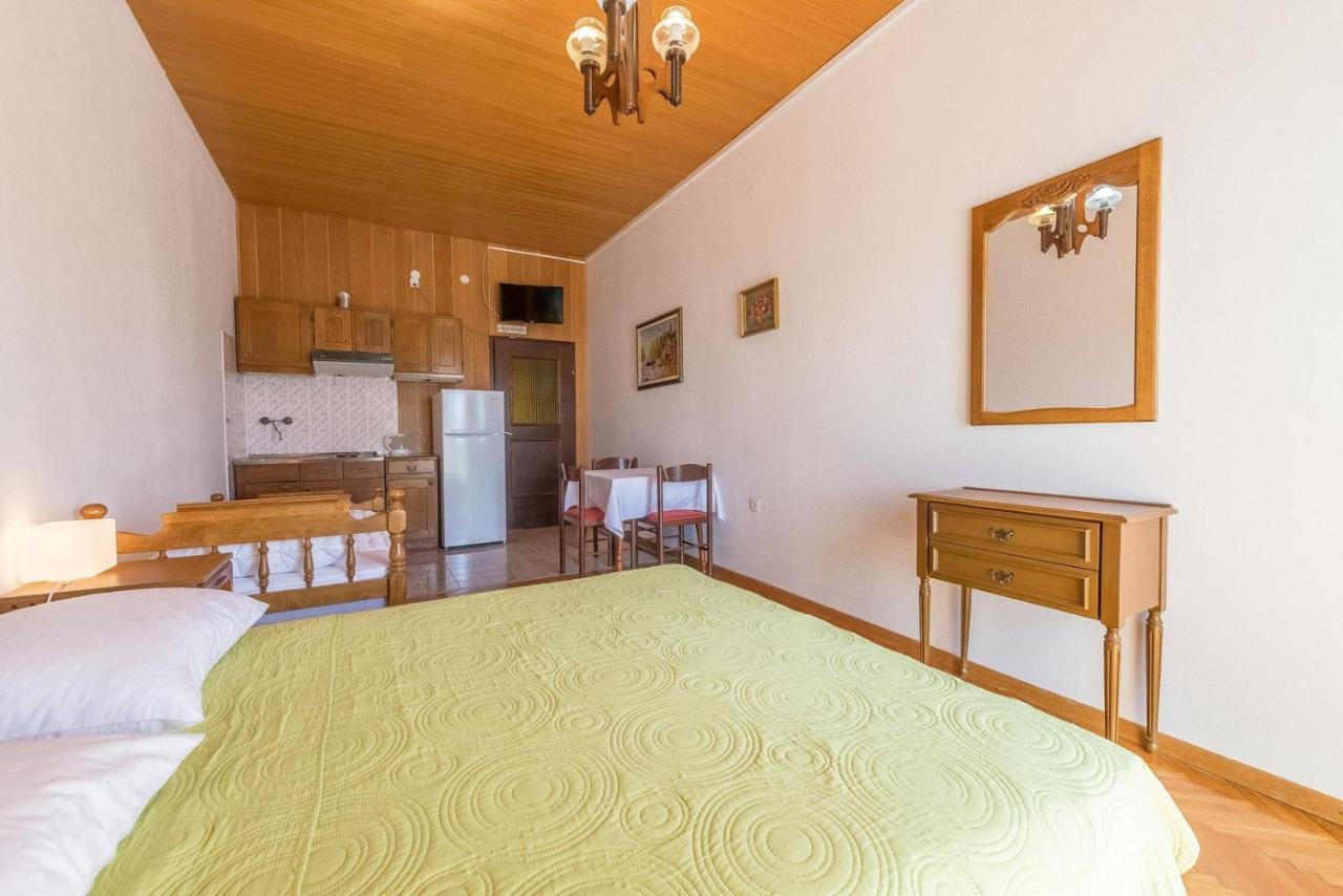 Apartments Kod Cara Lokva Rogoznica Dış mekan fotoğraf