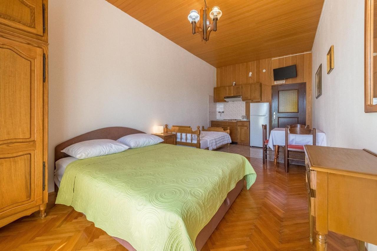 Apartments Kod Cara Lokva Rogoznica Dış mekan fotoğraf